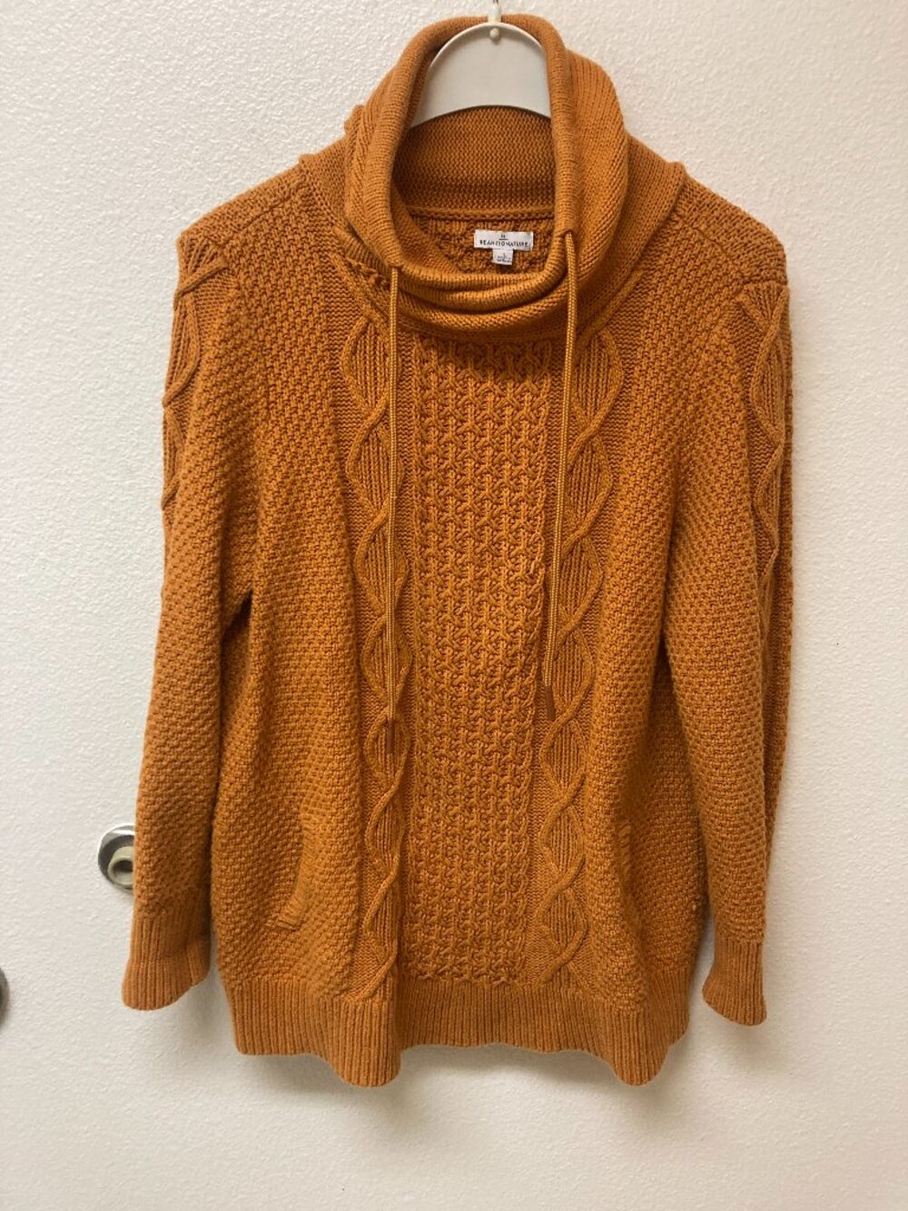 L L BEAN SIGNATURE Pumpkin Orange Multi Design Cable Knit Cotton Sweater (L)